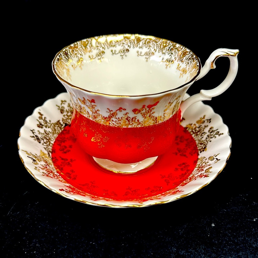 Vintage 1960’s Royal Albert fine bone china teacup and saucer England
